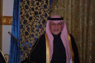 الوزير عبدالعزيز خوجه